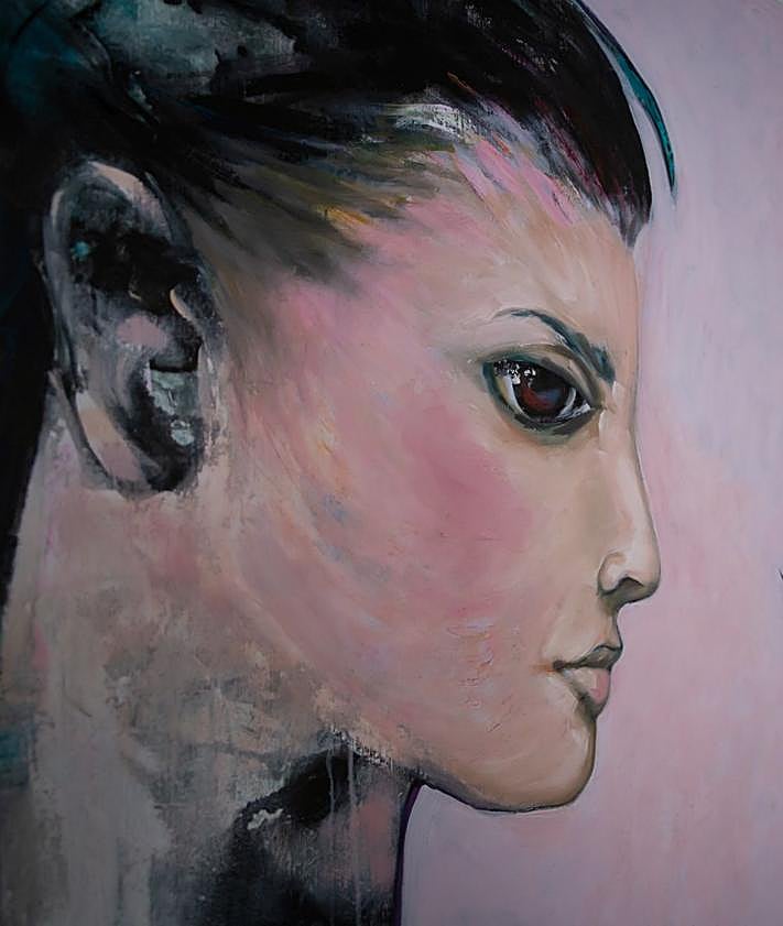 Imagen secundaria 2 - El estudio de Luz López, lleno de sus pinturas. 